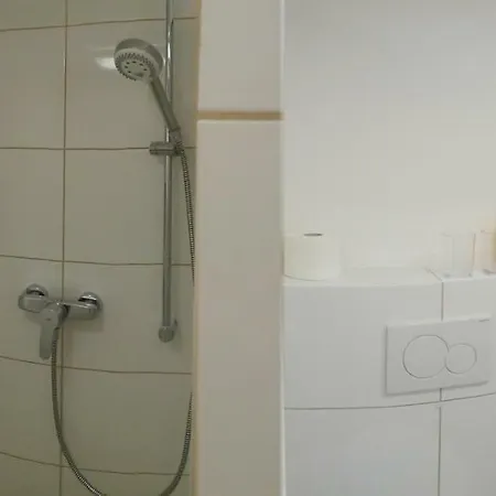 Homestay Sleepbylehmanns Dusseldorf